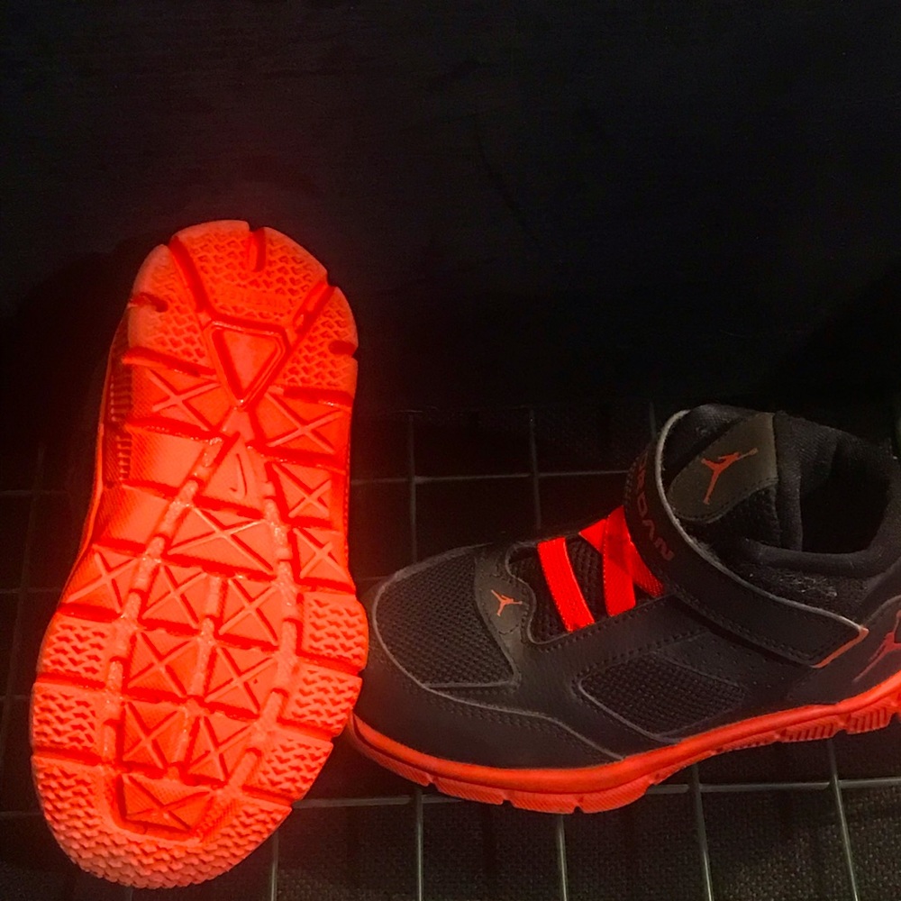 Toddler Jordan’s 9c like new
